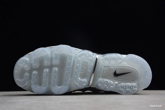 PLUS SILVER WOLF DARK OG00160 GREY VAPORMAX 1230